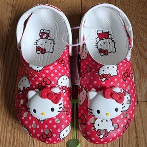 Crocs Hello Kitty Classic Clog, W8 Or M6, Red/White/Black